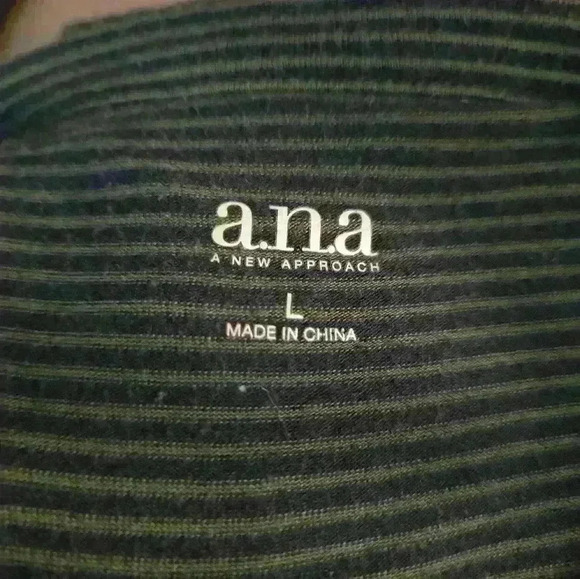 A.n.a. Off-the-Shoulder Striped Top - Picture 10 of 10